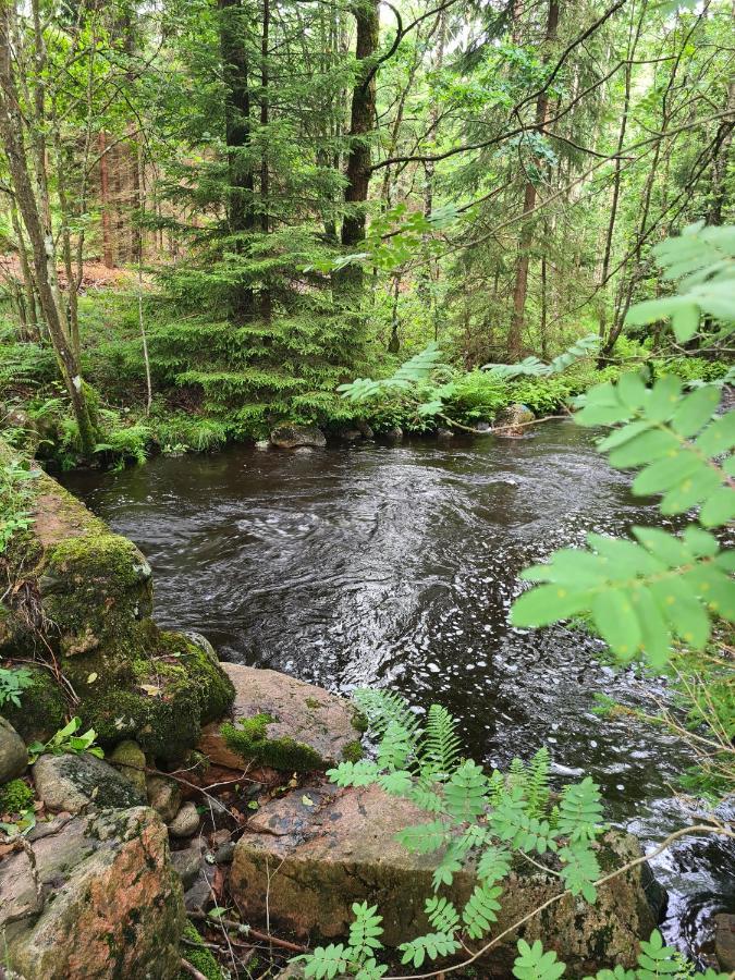 Stuga I Naturen Simlångsdalen Buitenkant foto